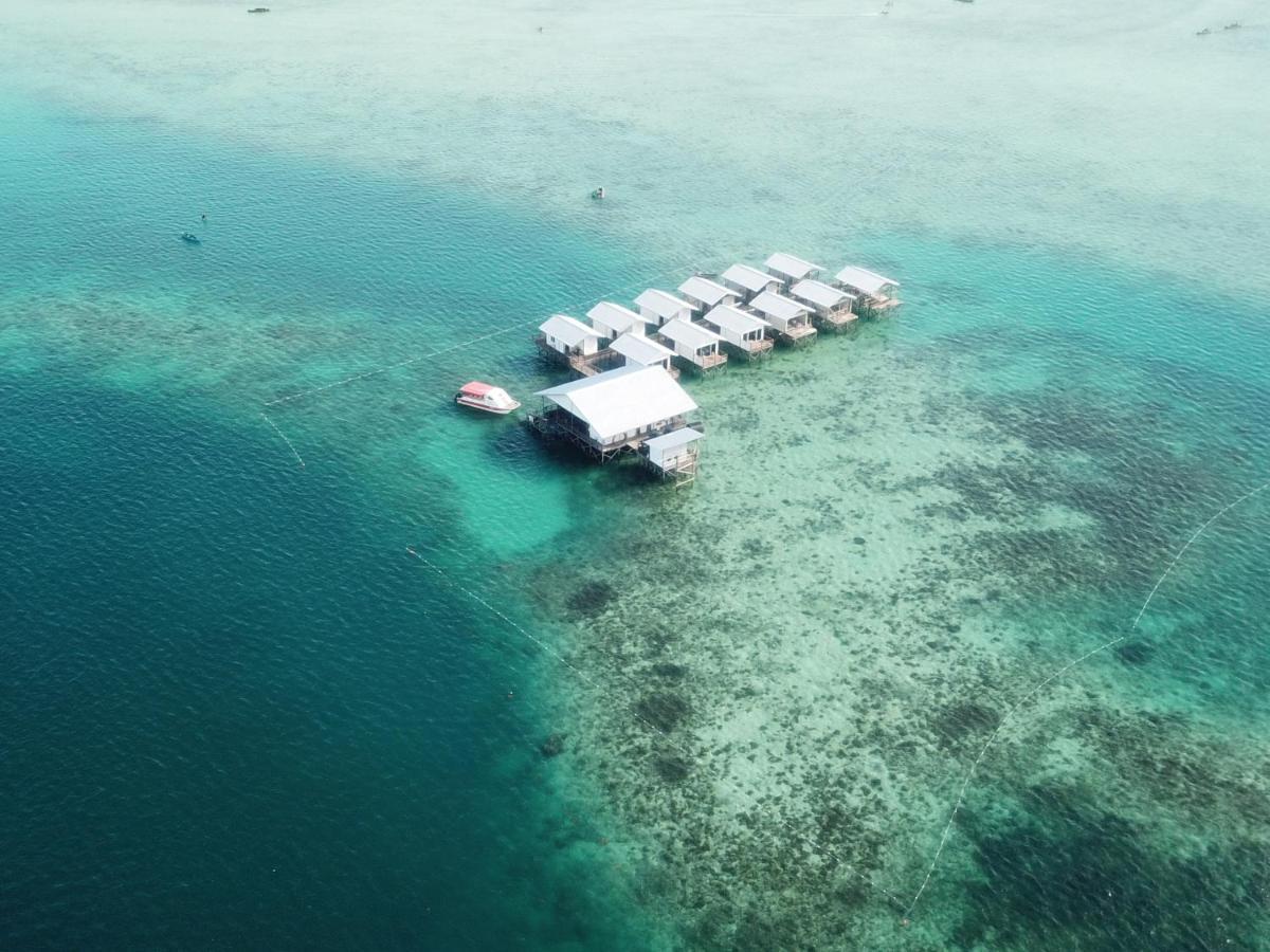 Shun Shun Water Bungalows Hotel Semporna Exterior photo